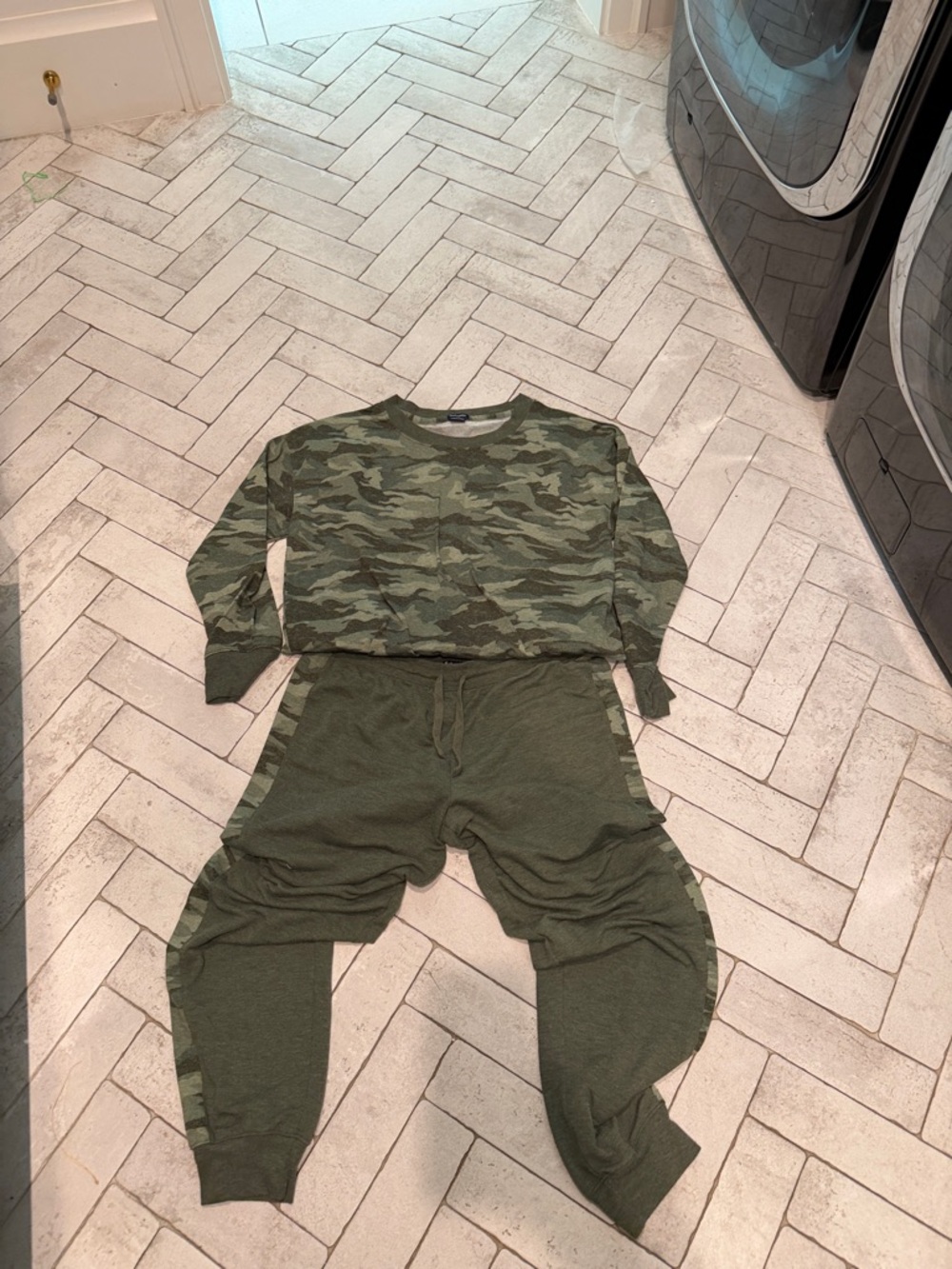 Splendid Olive Green Lounge Joggers